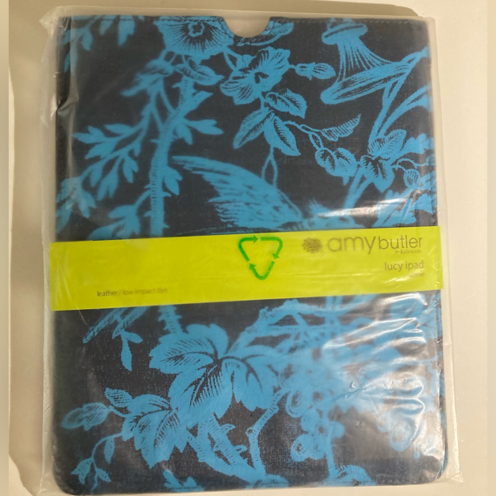 Any Butler Lucy IPad cover (new)